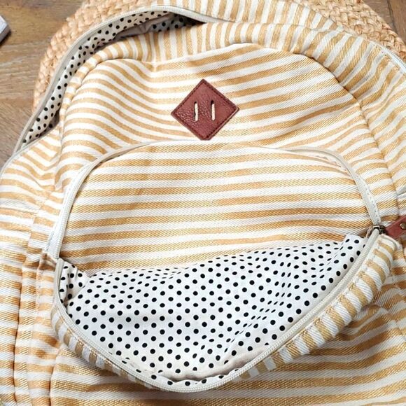 Madden girl gold stripe back pack - Picture 5 of 5